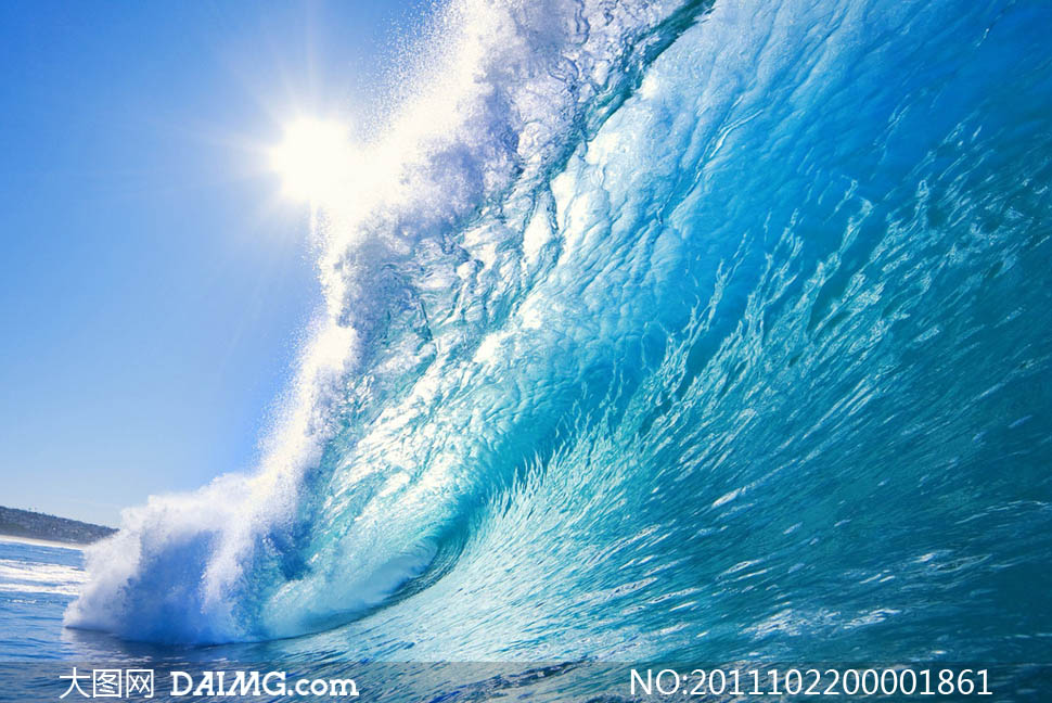 气势磅礴的海浪摄影图片