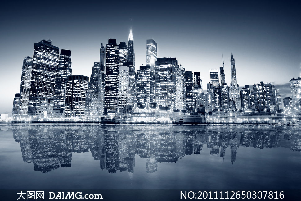 纽约曼哈顿商业区繁华夜景高清摄影图片
