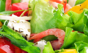 新鲜蔬菜水果沙拉高清摄影图片