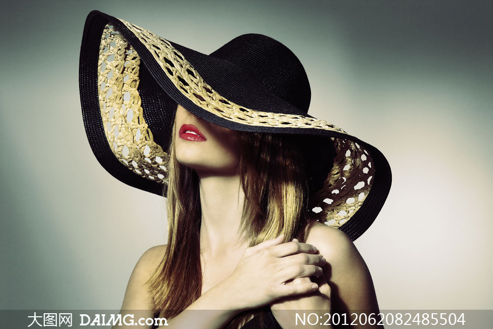 戴宽边荷叶帽的美女摄影高清图片 - 大图网设计