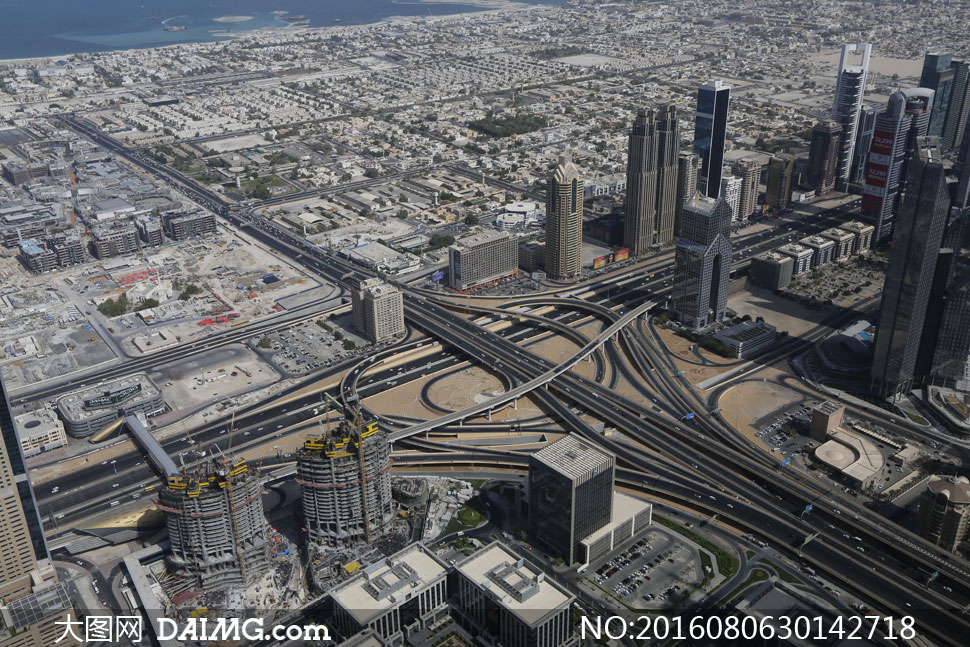 阿联酋迪拜城市建筑群摄影高清图片_大图网图片素材