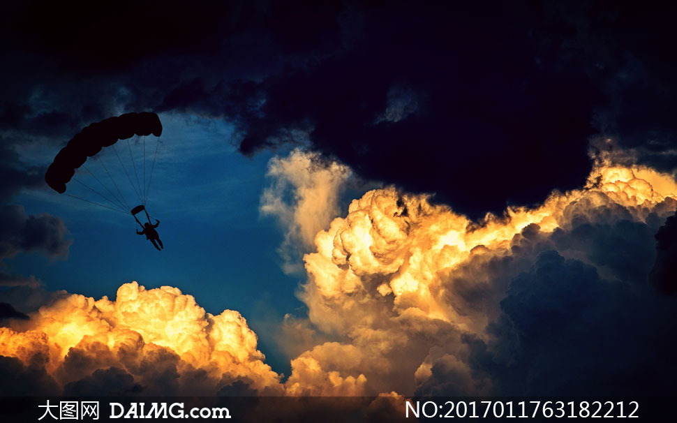 无动力滑翔伞运动人物摄影高清图片 - 大图网设