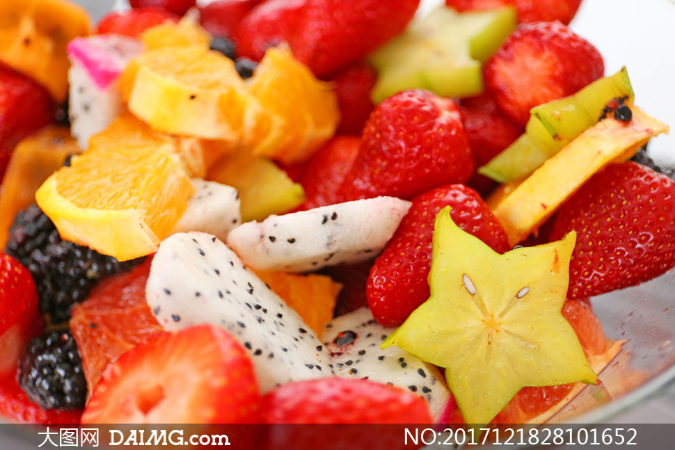 果盘里的多种水果特写摄影高清图片
