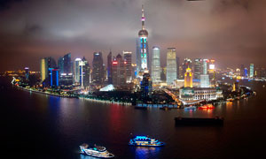 上海外滩美丽夜景全景摄影图片