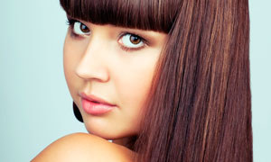 齐刘海发型美女模特高清摄影图片