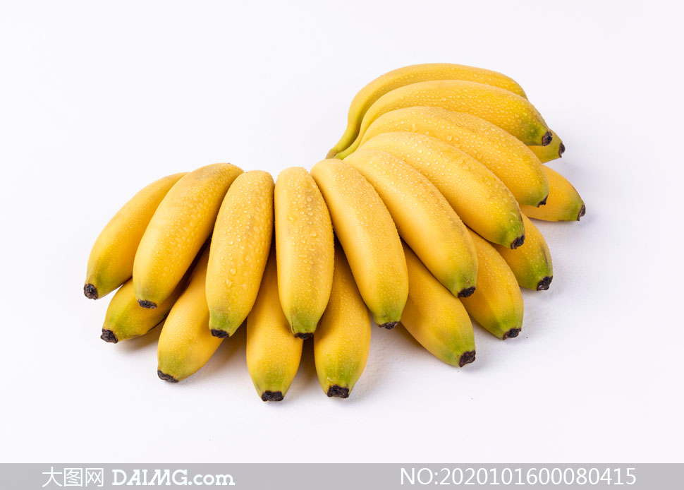沾满水滴的香蕉高清摄影图片