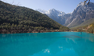 湖泊樹林植被與雪山等攝影原片素材