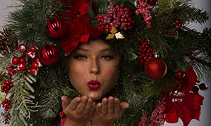 圣誕裝飾紅裙美女模特人物攝影原片