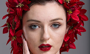 紅色的圣誕花發飾美女模特攝影原片