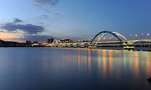 杭州钱塘江大桥美丽夜景摄影图片