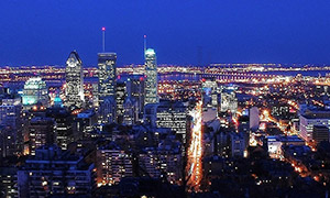 俯瞰航拍城市繁华夜景全景摄影图片